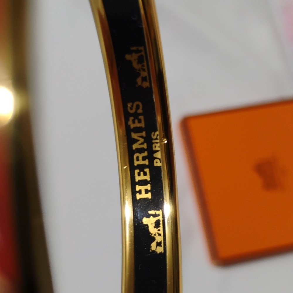 SALE! Authentic Hermes Red Enamel 6Cm Bangle W Box/Bag Amazing Condition - Picture 5 of 15